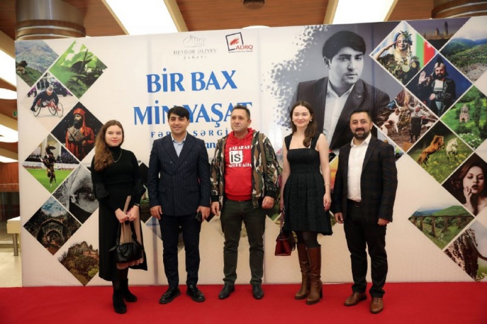 "Bir Bax, Min Yaşat" exposition opened at the Heydar Aliyev Palace