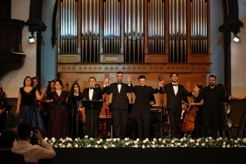 II Azərbaycan Beynəlxalq  Vokalçılar Festivalının birinci günü "Barokko musiqi axşamı" konsert proqramı ilə başa çatdı