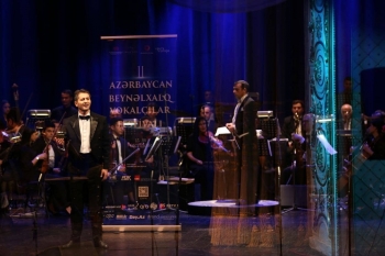 II Azərbaycan Beynəlxalq  Vokalçılar Festivalı çərçivəsində "Azərbaycan operetta inciləri" konsert proqramı təqdim olundu