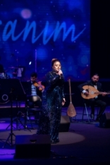 Almaxanımın Heydər Əliyev Sarayında ilk böyük solo konserti anşlaqla baş tutdu